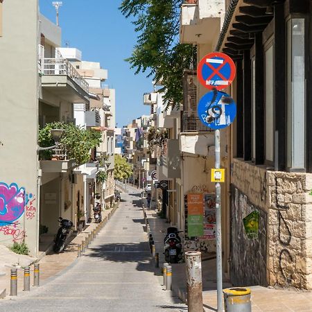 City Four Lions B Apartment Heraklion  Exterior photo