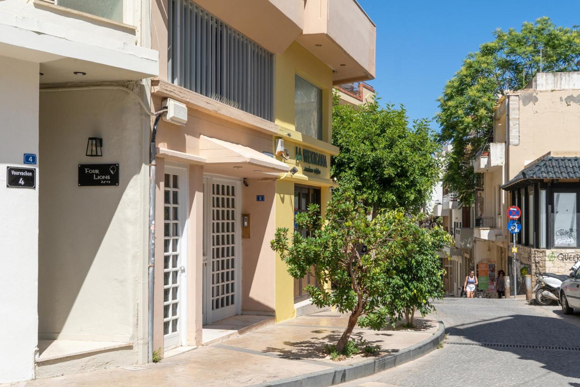 City Four Lions B Apartment Heraklion  Exterior photo